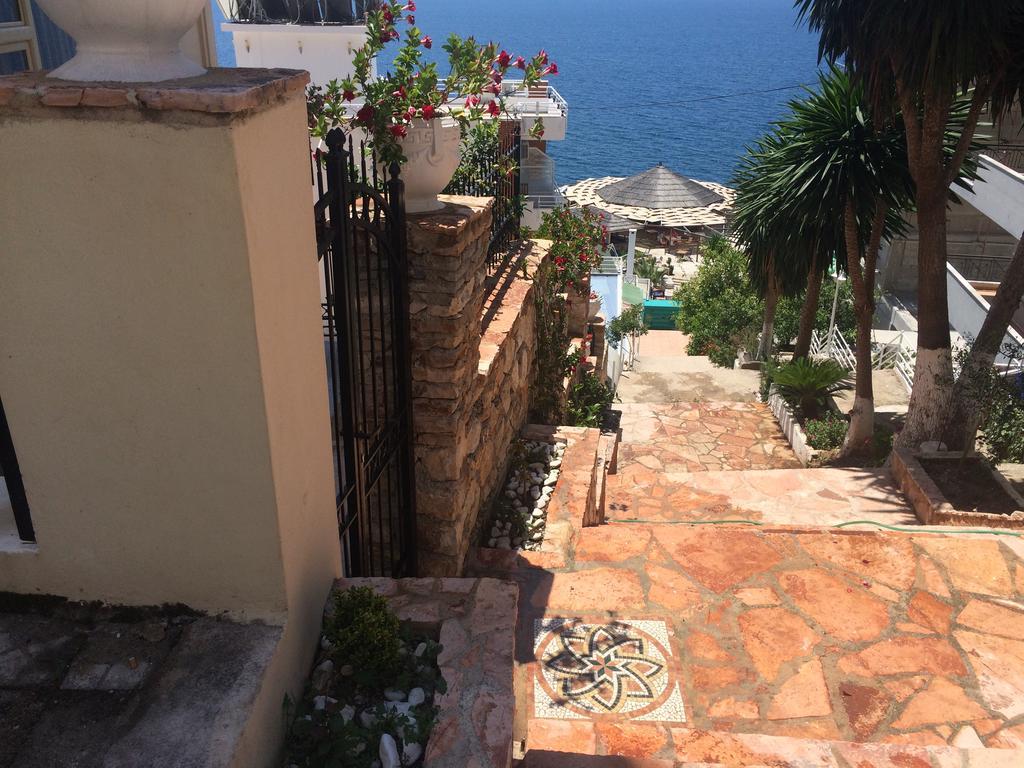 Berti * Sarandë